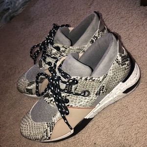 Knock off Steve Madden shoes